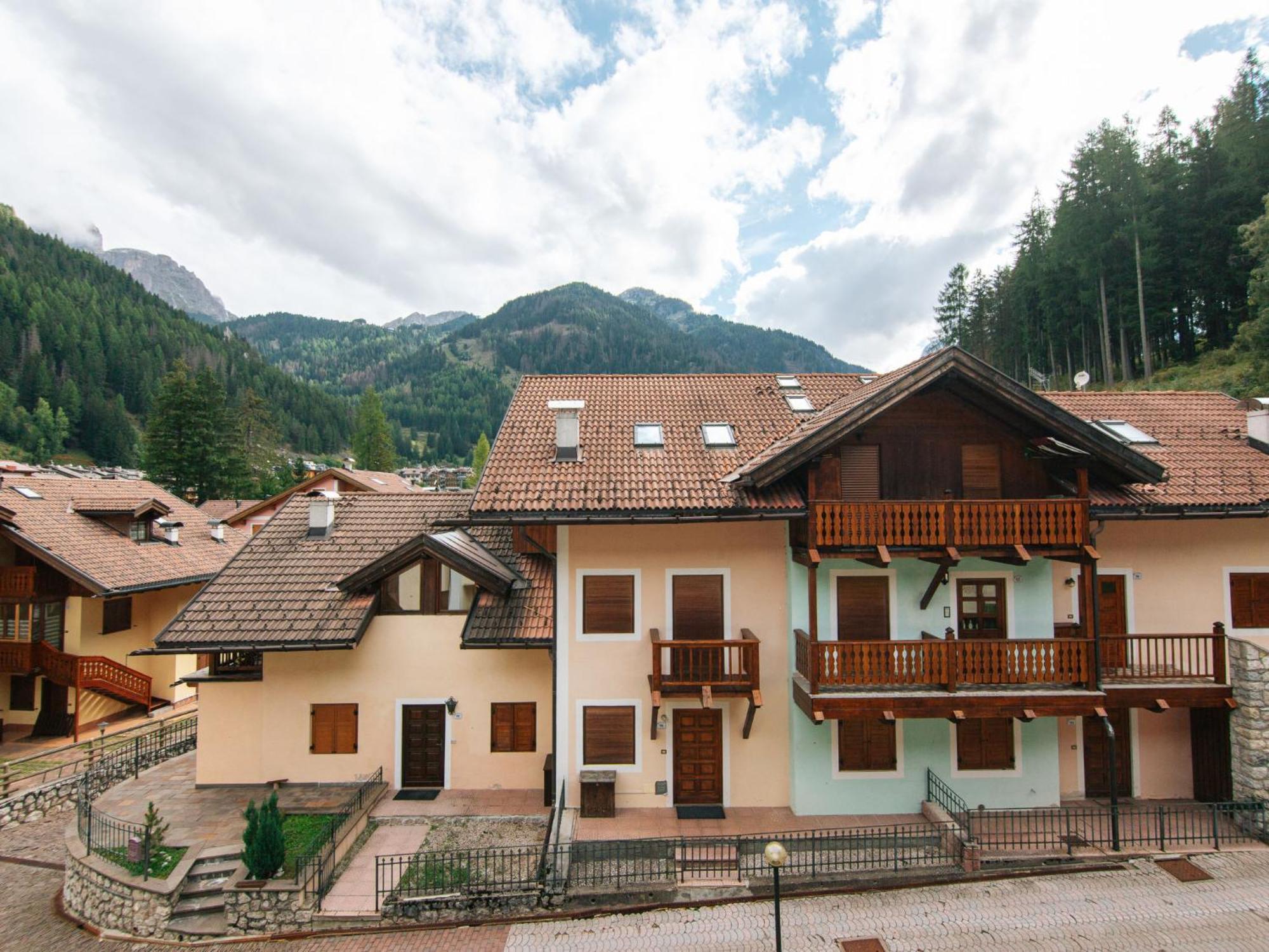 Apartment Des Alpes-3 By Interhome Canazei Εξωτερικό φωτογραφία